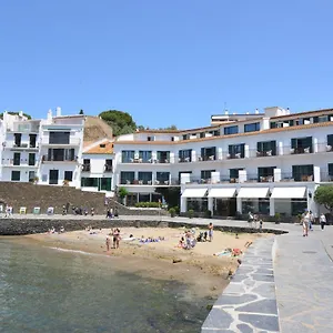 Отель Playa Sol, Кадакес